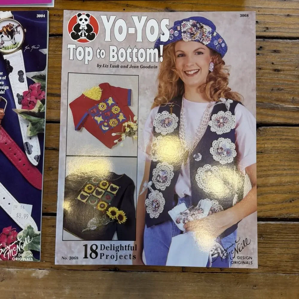 Vtg Craft Pattern Book Lot Plastic Canvas Folk Art Wreaths Yo Yo Sewing DIY